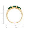 Кольцо из золота 585 пробы c хризопразами и фианитами