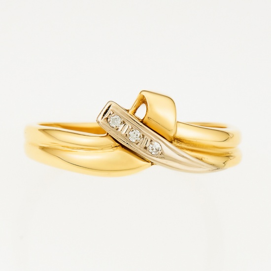 Кольцо из комбинированного золота 750 пробы c 3 бриллиантами, Л30017923 за 42800