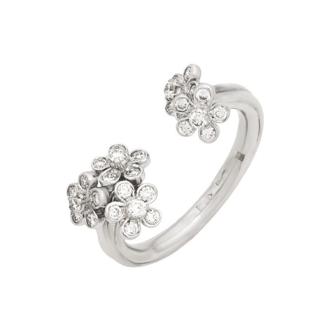 Кольцо из золота 585 пробы c бриллиантами