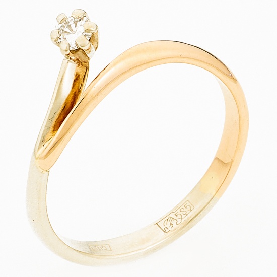 Кольцо из комбинированного золота 585 пробы c 1 бриллиантом, Л39101008 за 7960