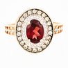 Кольцо из красного золота 585 пробы c 1 гранатом и фианитами
