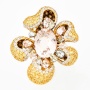 Кольцо из комбинированного золота 750 пробы c 114 бриллиантами и 1 фианитом и 1 Кунцит и 6 роз. кварцами и 7 кварцами и 148 цвет. сапфирами Л28063238 фото 2