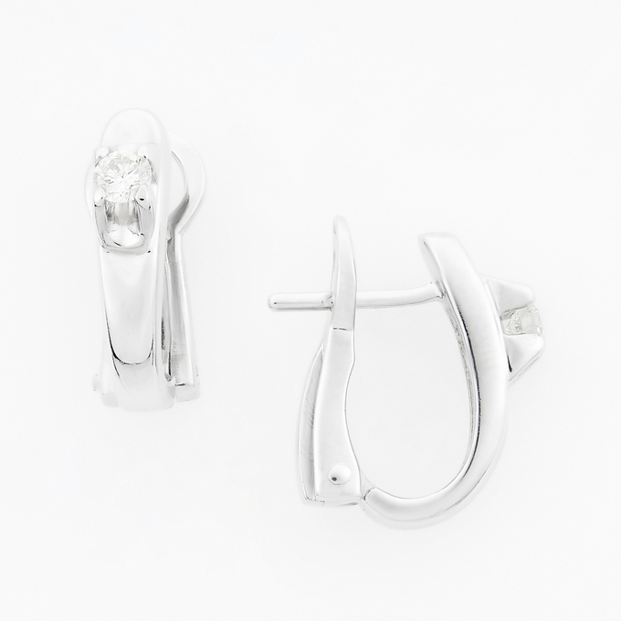 Серьги из золота 750 пробы c 2 бриллиантами