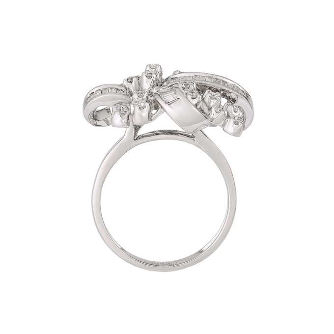 Кольцо из золота 750 пробы c бриллиантами, Л 2809 3323 за 140000