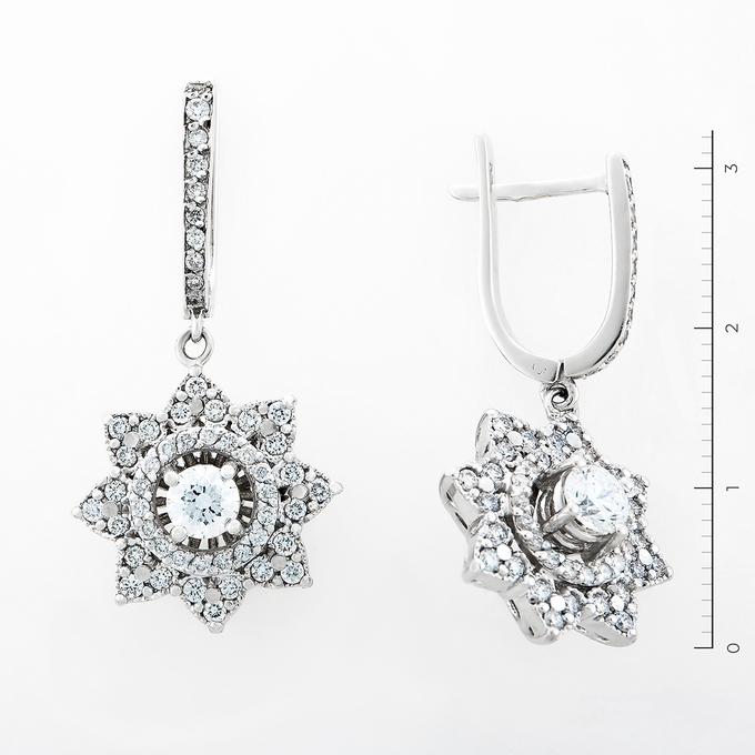 Серьги из белого золота 750 пробы c 104 бриллиантами