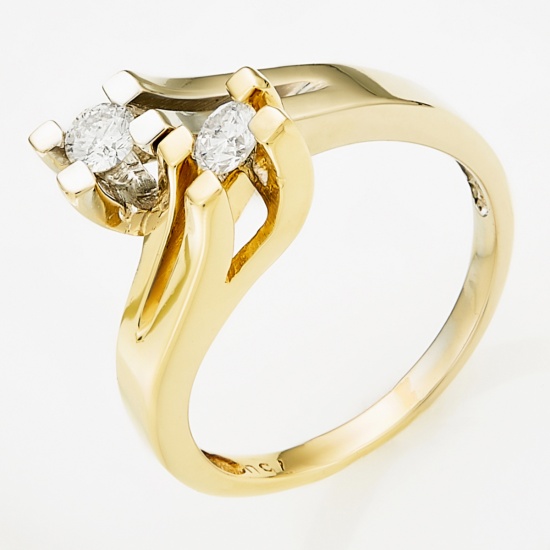 Кольцо из комбинированного золота 750 пробы c 2 бриллиантами