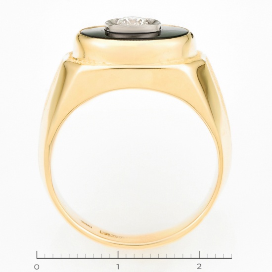Кольцо печатка из комбинированного золота 750 пробы c 1 бриллиантом и 1 ониксом, Л43053526 за 134100