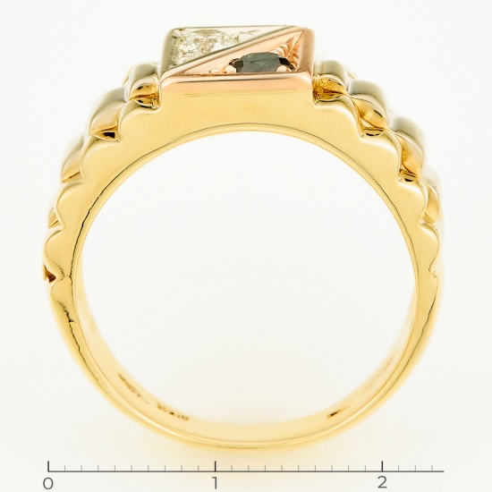 Кольцо печатка из комбинированного золота 585 пробы c 2 бриллиантами, Л75011418 за 74940