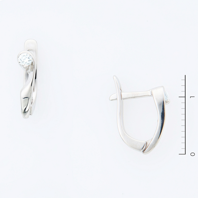 Серьги из золота 585 пробы c 2 бриллиантами