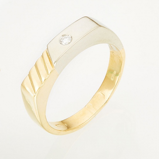 Кольцо печатка из комбинированного золота 750 пробы c 1 бриллиантом
