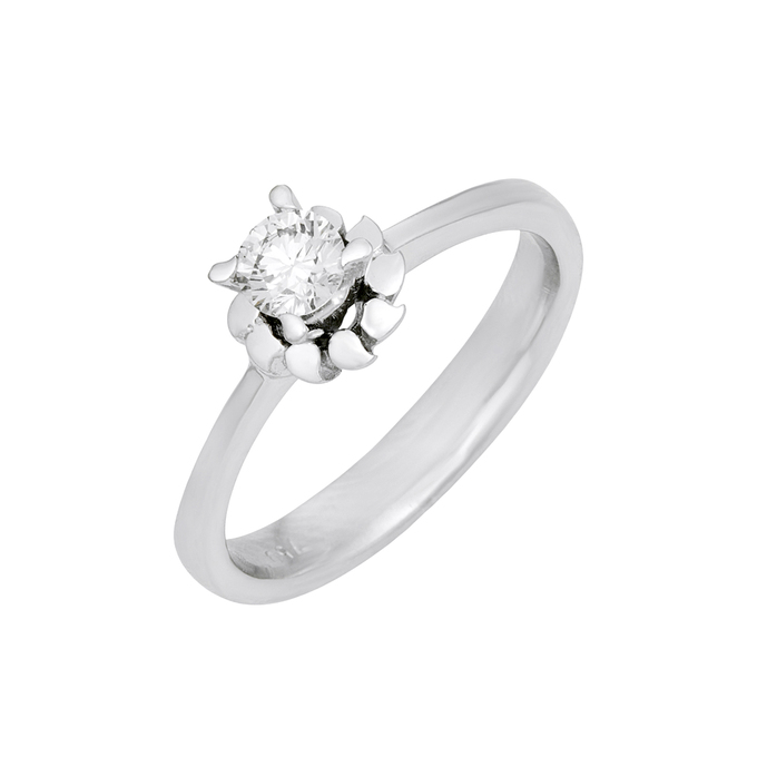 Кольцо из золота 750 пробы c бриллиантом