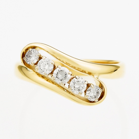 Кольцо из комбинированного золота 750 пробы c 5 бриллиантами, Л16143128 за 88720