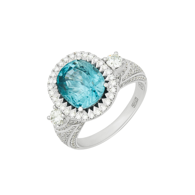 Кольцо из золота 750 пробы c цирконом и бриллиантами