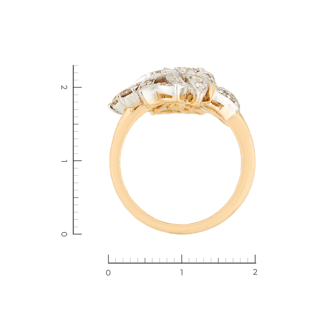 Кольцо из комбинированного золота 750 пробы c 33 бриллиантами и 1 изумрудом, Л 5405 3747 за 150430