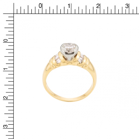 Кольцо из комбинированного золота 585 пробы c 9 бриллиантами, Л11037561 за 199000