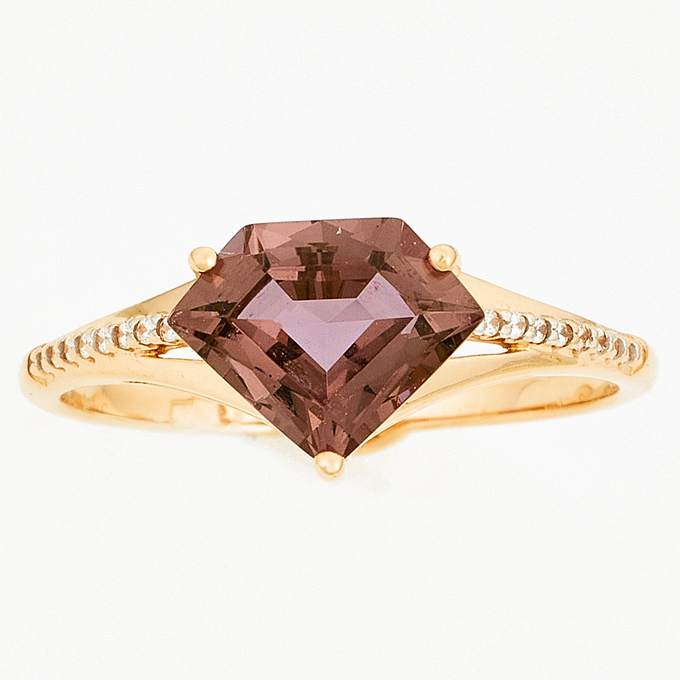 Кольцо из золота 585 пробы c синтетическим камнем и фианитами, Л 7501 1592 за 19840