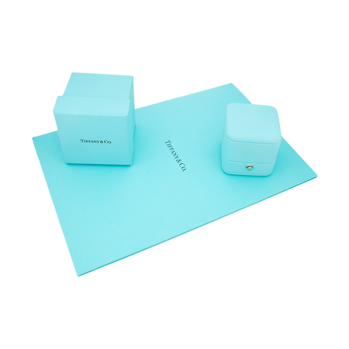 Кольцо Tiffany & Co Forever, Л 2813 2454 за 350000