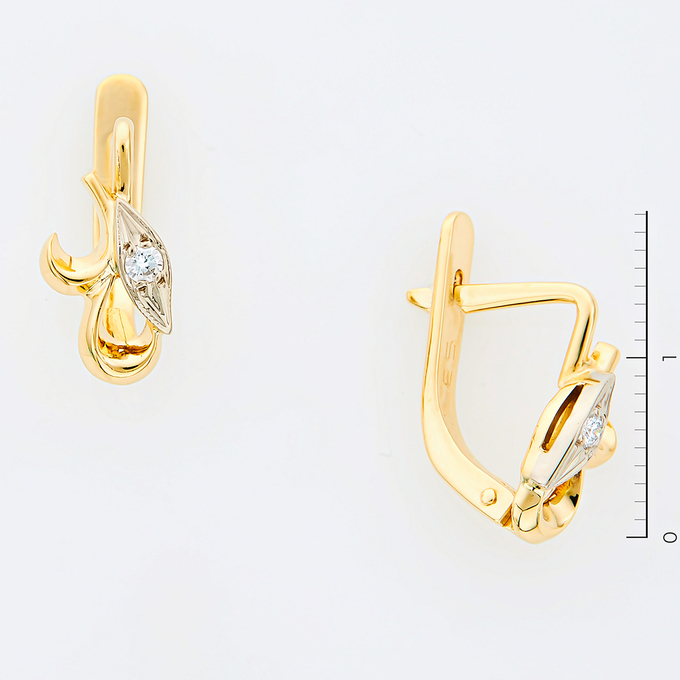 Серьги из золота 750 пробы c 2 бриллиантами