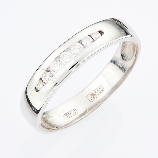 Купить кольцо из белого золота 585 пробы c 7 бриллиантами в Москве (арт.131743) в интернет магазине Залог Успеха
