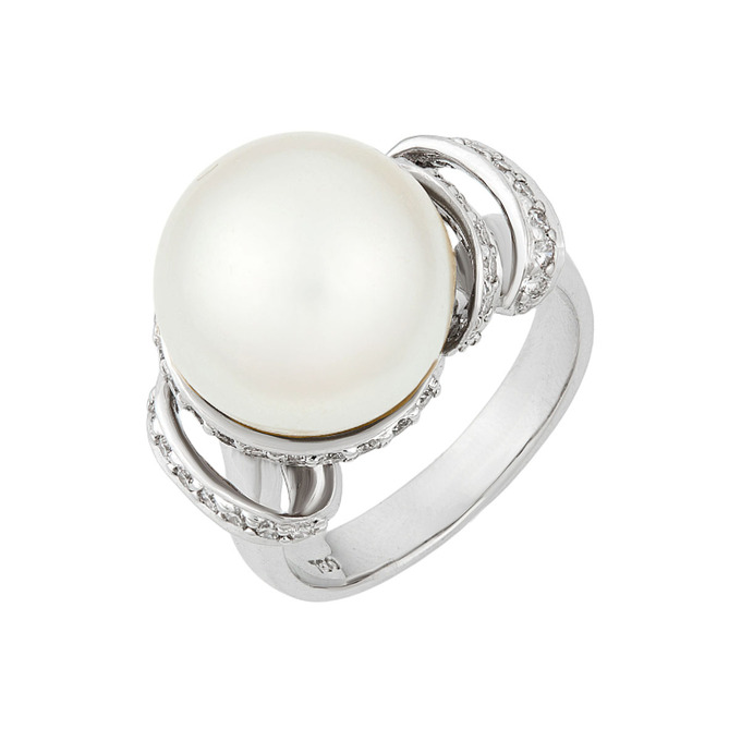 Кольцо из золота 750 пробы c бриллиантами и культивированным жемчугом