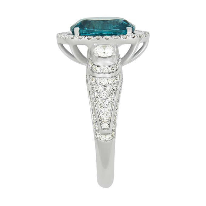 Кольцо из золота 750 пробы c цирконом и бриллиантами, Л 2508 4032 за 140000