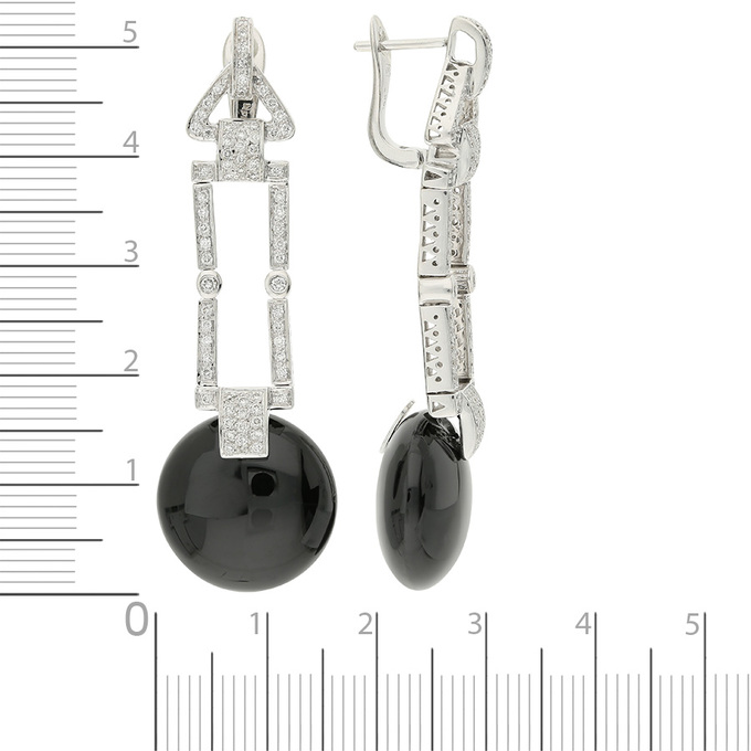 Серьги из белого золота 585 пробы c 142 бриллиантами и 2 ониксами