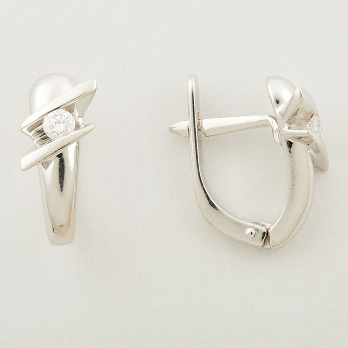 Серьги из золота 585 пробы c 2 бриллиантами