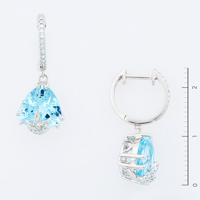 Серьги из золота 585 пробы c 38 бриллиантами и 2 топазами