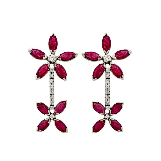 Пусеты из золота 750 пробы c облагороженными рубинами и бриллиантами, Л 2806 1304 за 120000