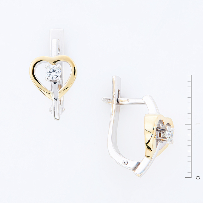 Серьги из золота 585 пробы c 2 бриллиантами