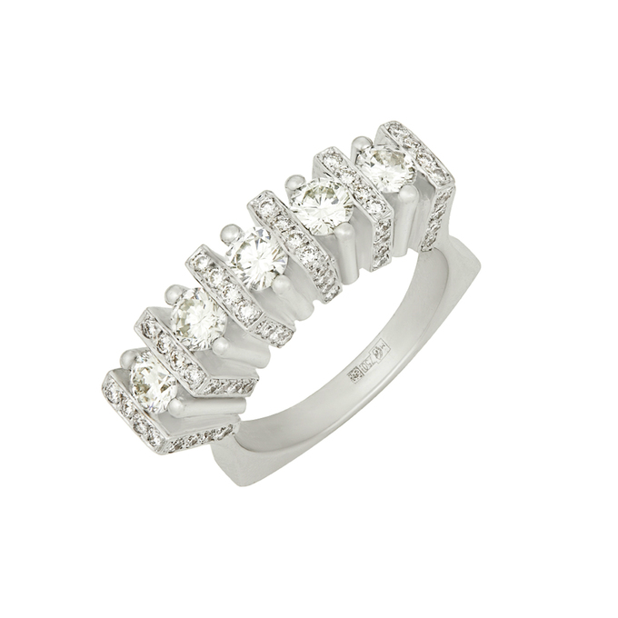 Кольцо из золота 750 пробы c бриллиантами, Л 2811 7975 за 351000