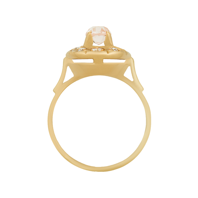 Кольцо из золота 750 пробы c бриллиантами и синтетическим камнем, Л 2010 4140 за 86000