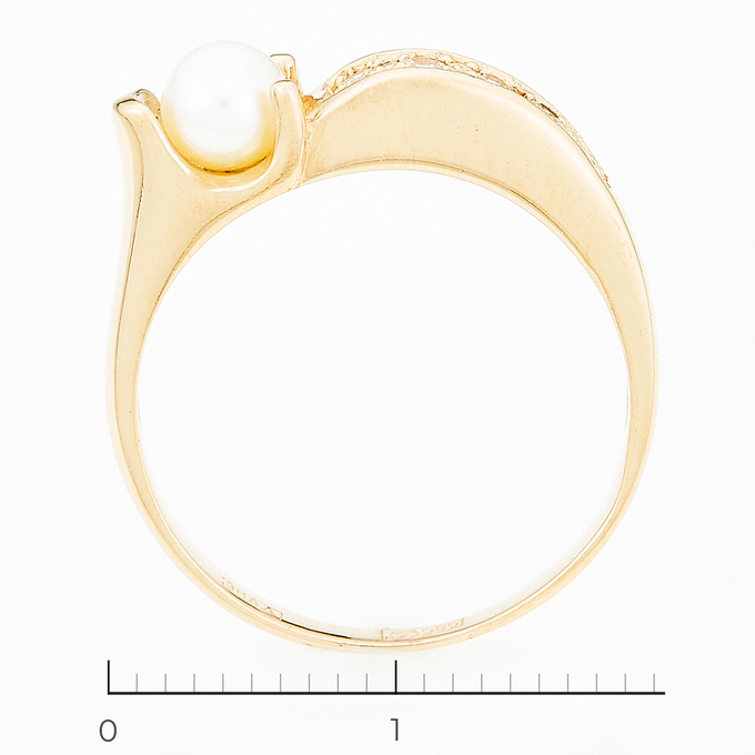 Кольцо из красного золота 585 пробы c 1 культ. жемчугом и фианитами