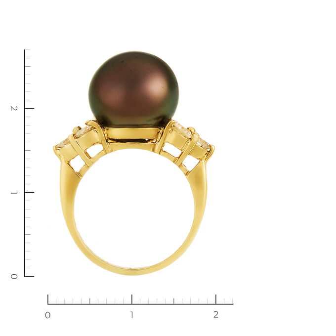 Кольцо из желтого золота 750 пробы c 1 культ. жемчугом и 6 бриллиантами, Л 2808 7089 за 109900