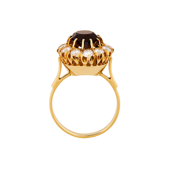 Кольцо из золота 750 пробы c гранатом и бриллиантами, Л 2812 7288 за 180000