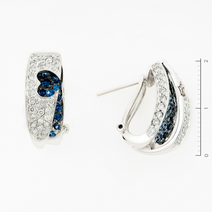 Серьги золото, 750, 3 к.,9,23 гр. (чистый вес 9,23 гр.) куплены в ЗУ; 22 Бриллиант Кр57 4/7 вес 0,22 ct, 46 Бриллиант Кр57 6/6 вес 0,46 ct, 22 Бриллиа