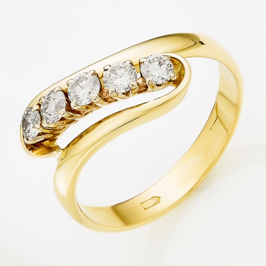Кольцо из комбинированного золота 750 пробы c 5 бриллиантами, Л16143128 за 88720