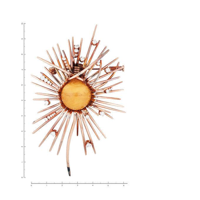 Брошь из золота 585 пробы c 1 янтарём и 28 бриллиантами, Л 2810 4310 за 339000