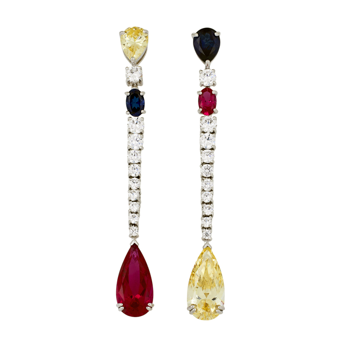 Серьги из серебра 925 пробы с корундами и синтетическими камнями