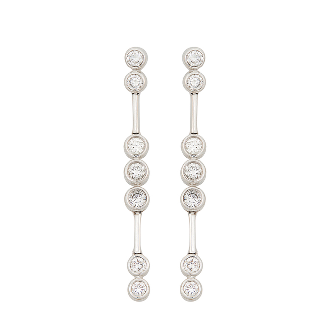 Серьги из золота 750 пробы c бриллиантами