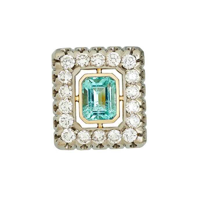 Кольцо из золота 750 пробы c изумрудом и бриллиантами, Л 3309 3917 за 241200