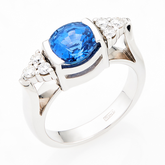 Кольцо из золота 750 пробы c сапфиром и бриллиантами, Л 2806 6708 за 250000