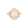 Кольцо из золота 585 пробы c бриллиантами и культивированным жемчугом