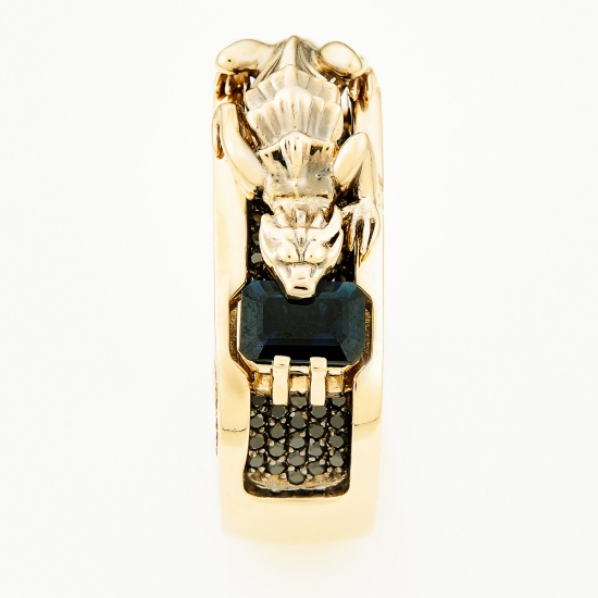 Кольцо печатка из комбинированного золота 750 пробы c 1 сапфиром и 80 бриллиантами