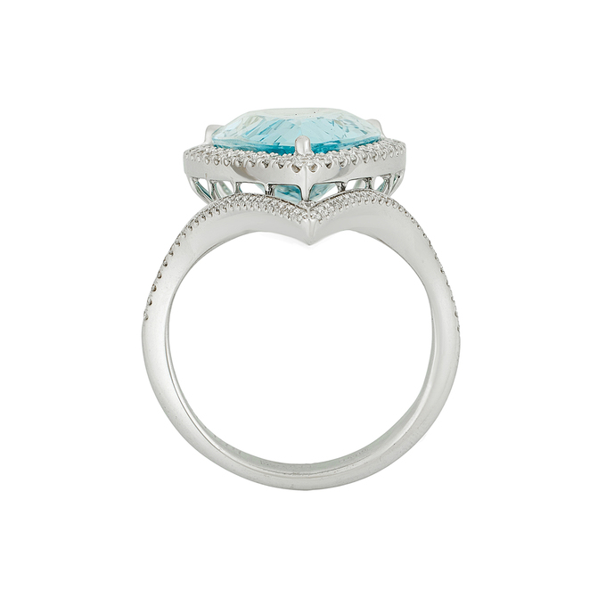 Кольцо из золота 750 пробы c аквамарином и бриллиантами, Л 2509 1021 за 280000