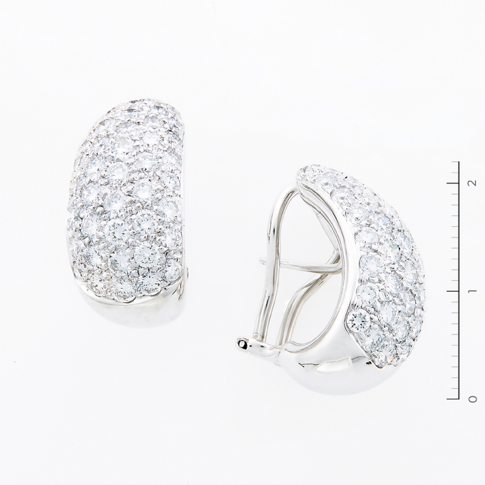 Серьги из золота 750 пробы c 82 бриллиантами