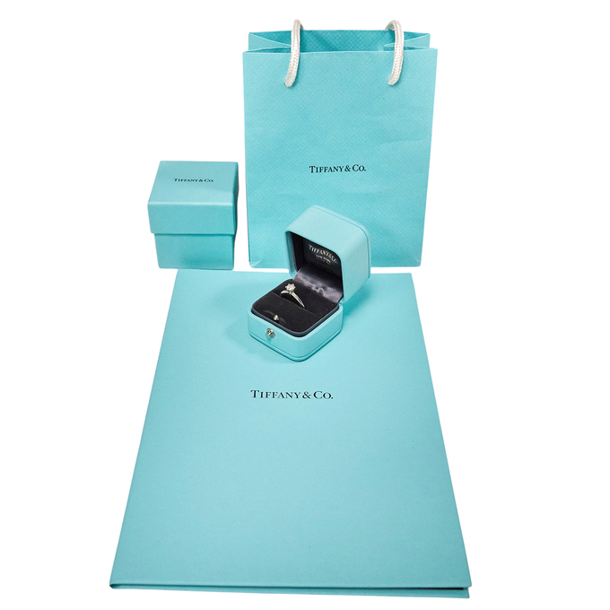 Кольцо Tiffany & Co Setting, Л 2813 2674 за 275000