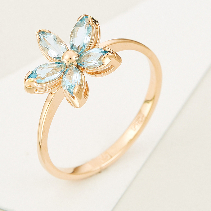 Кольцо из красного золота 585 пробы c 5 топазами