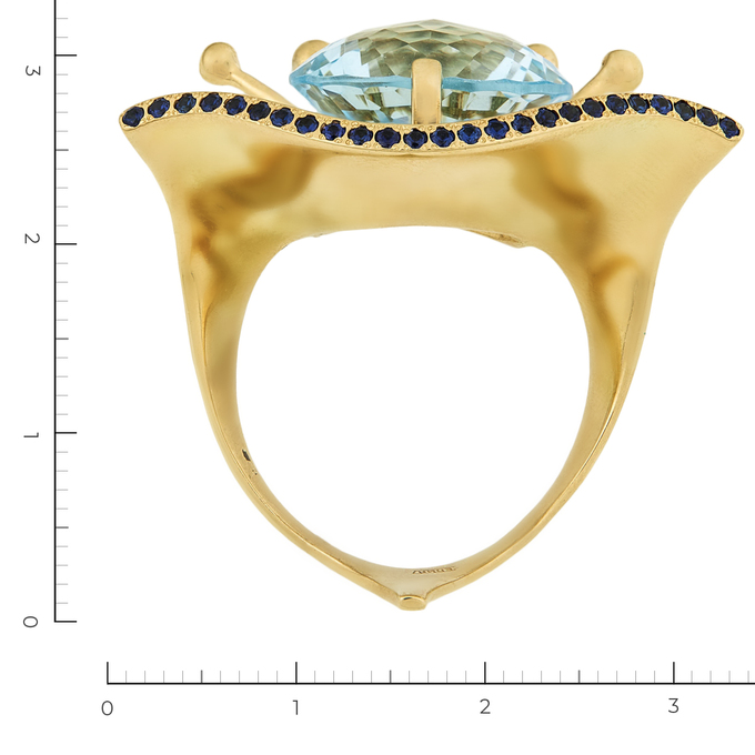 Кольцо из желтого золота 750 пробы c 1 топазом и 51 бриллиантами и 39 сапфирами, Л 1207 0007 за 179000