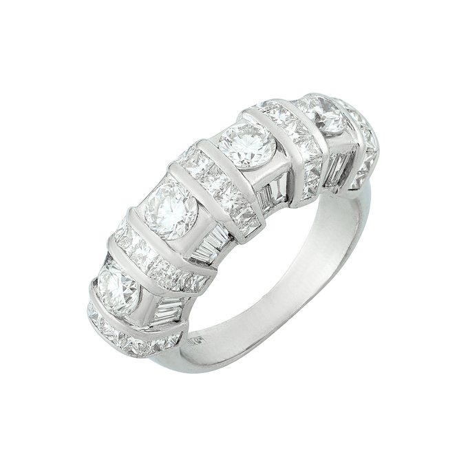 Кольцо из золота 750 пробы c бриллиантами, Л 0902 3346 за 320000